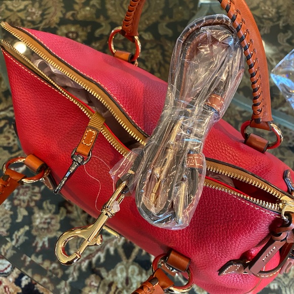 NWT RED DOONEY MEDIUM PEBBLE SATCHEL - Picture 6 of 9